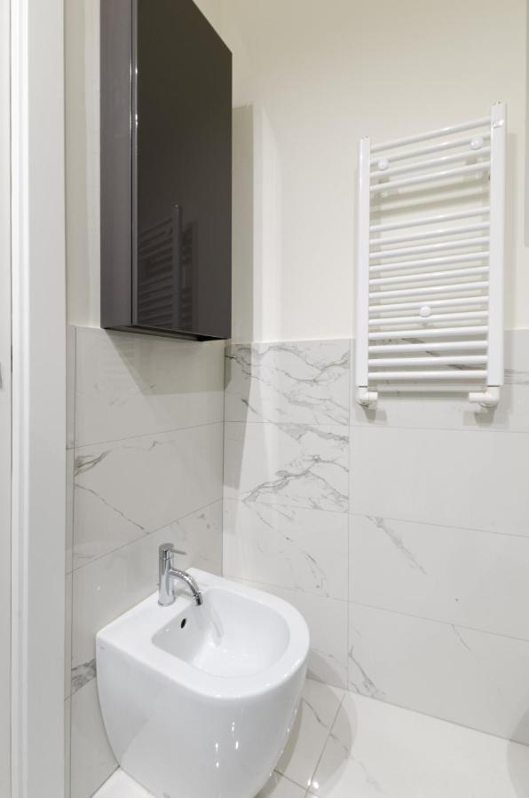Design Apartment - Spadolini, Campus Bocconi 米兰 外观 照片